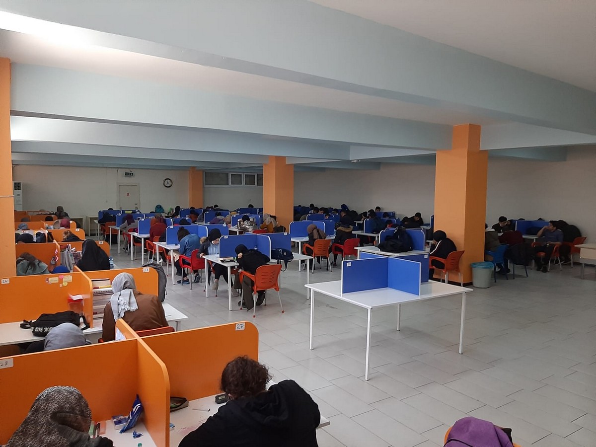 Geniş ve Ferah Eğitim Merkezinde Eğitim